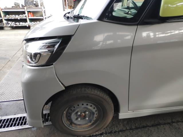 【中古】中古部品 デイズルークス B21A 左フロントフェンダー 【3310080100-251222000110700】