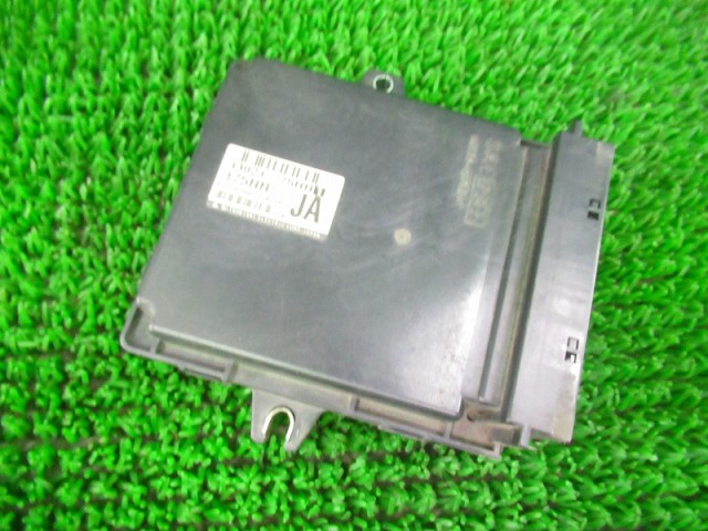 【中古】中古部品 ラパン HE21S ｴﾝｼﾞﾝｺﾝﾋﾟｭｰﾀｰ 【3330210100-000038065763100】