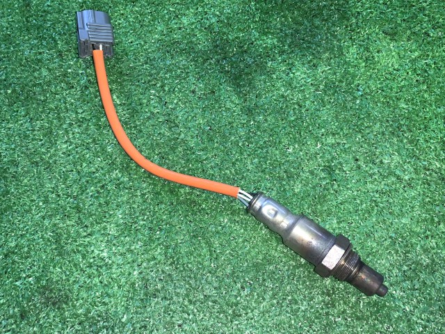 【中古】中古部品 アルト HA37S ｵｰﾂｰｾﾝｻｰ 【3330450100-260402000122391】