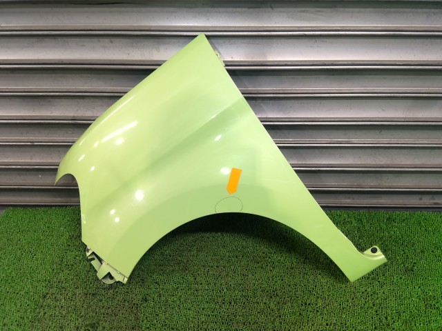 【中古】中古部品 タント LA600S 左ﾌﾛﾝﾄﾌｪﾝﾀﾞｰ 【3330540100-251216001010700】