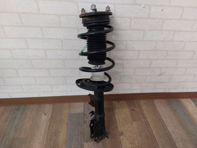 【中古】中古部品 ＭＡＺＤＡ２ DJ5AS 右ﾌﾛﾝﾄｽﾄﾗｯﾄ 【3330960100-000052673350110】