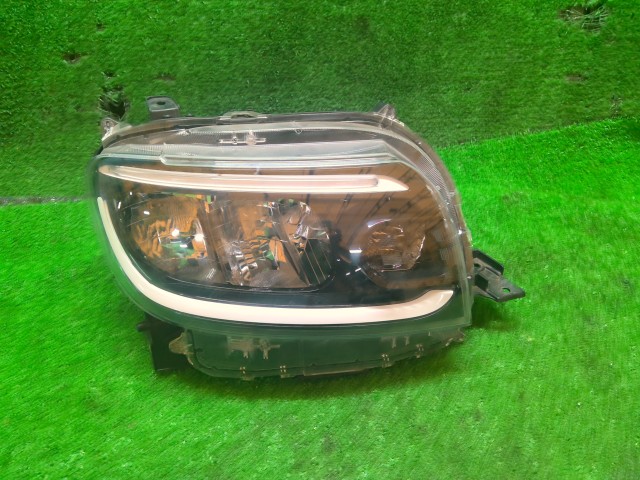 【中古】中古部品 タント LA650S 右ﾍｯﾄﾞﾗﾝﾌﾟ 【3260240000-260401000310800】｜e-cleマート