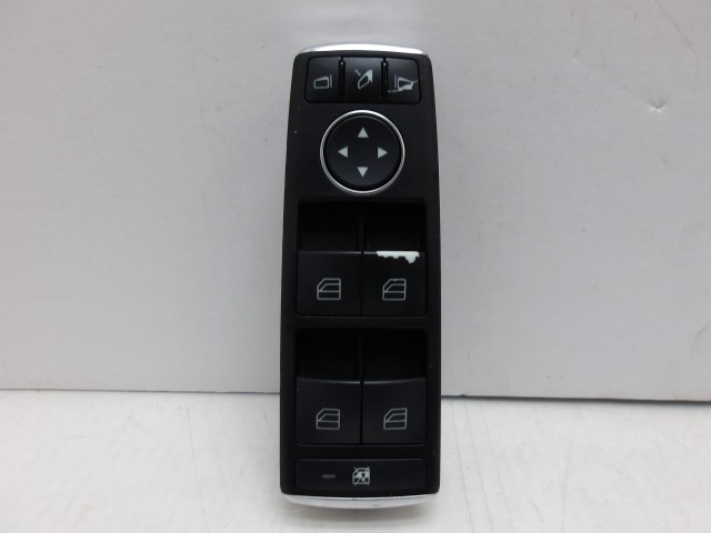 【中古】中古部品 ベンツ Bクラス 246242 ﾊﾟﾜｰｳｲﾝﾄﾞｳｽｲｯﾁ 【3310250100-000263008861900】