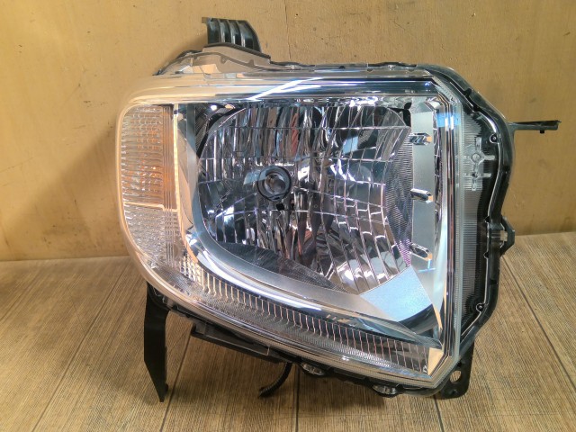 【中古】中古部品 N-VAN JJ1 右ヘッドランプ 【3310390100-260304000910800】