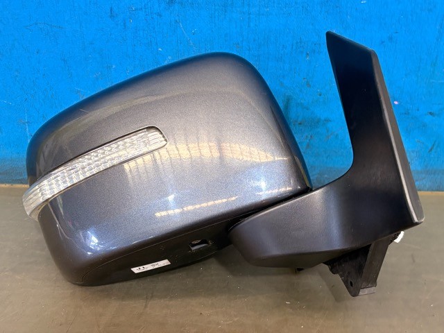 【中古】中古部品 ワゴンＲ MH23S 右ｻｲﾄﾞﾐﾗｰ 【3330530100-000005548413500】