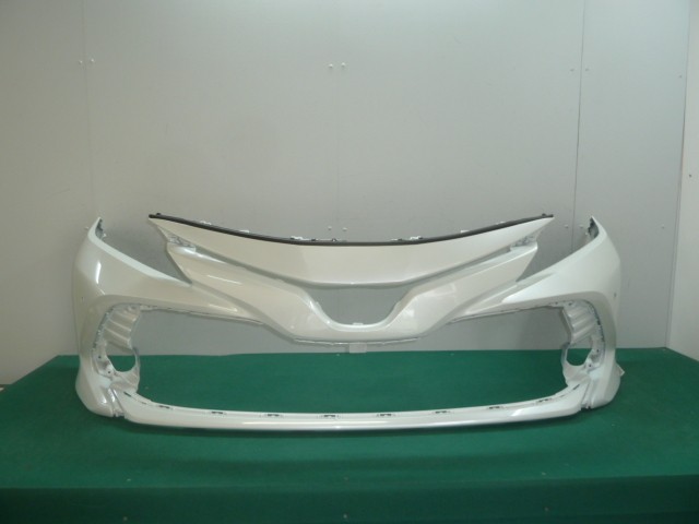 【中古】中古部品 カムリ AXVH70 ﾌﾛﾝﾄﾊﾞﾝﾊﾟｰ 【3380050000-000038197010100】