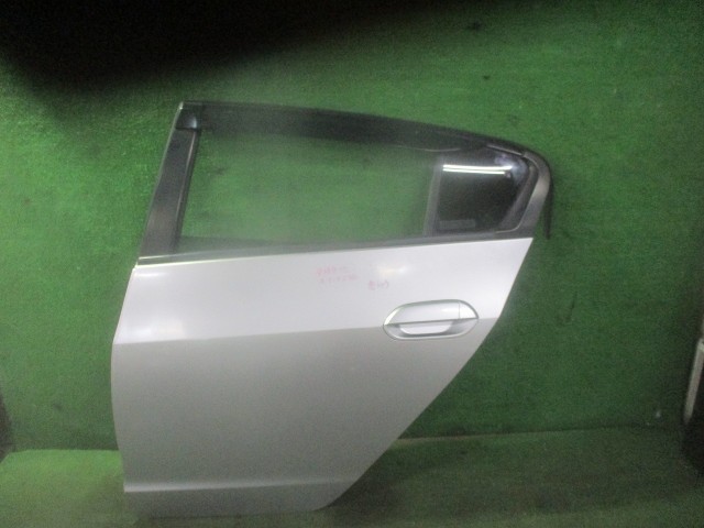 【中古】中古部品 インサイト ZE2 左ﾘｱﾄﾞｱ 【3500080000-260324000613400】