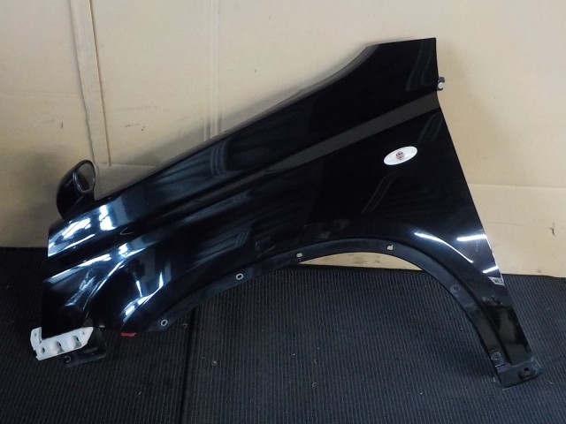 【中古】中古部品 エクストレイル NT31 左ﾌﾛﾝﾄﾌｪﾝﾀﾞｰ 【3260200000-260401000210700】