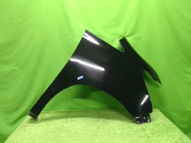 【中古】中古部品 ヴェルファイア ANH20W 右ﾌﾛﾝﾄﾌｪﾝﾀﾞｰ 【3310200100-000022715410600】