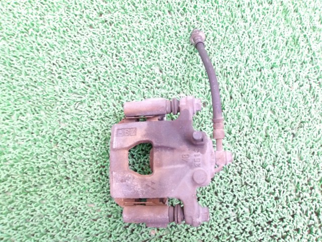 【中古】中古部品 セレナ C25 左ﾘｱｷｬﾘﾊﾟｰ 【3310250100-000263009744460】