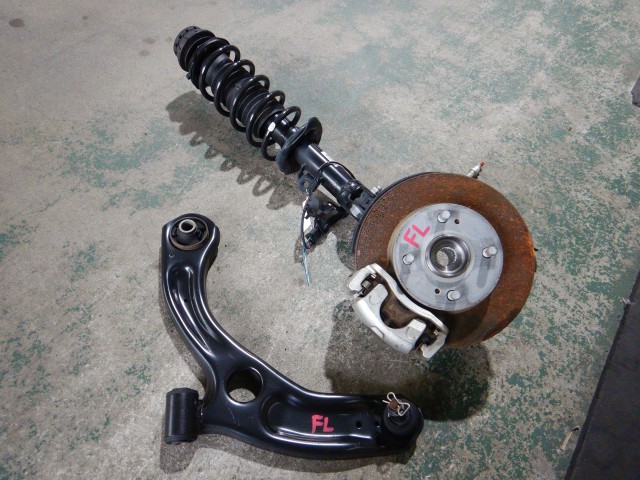 【中古】中古部品 タント LA650S 左フロントストラット 【3330810100-260402000450200】|e-cleマート