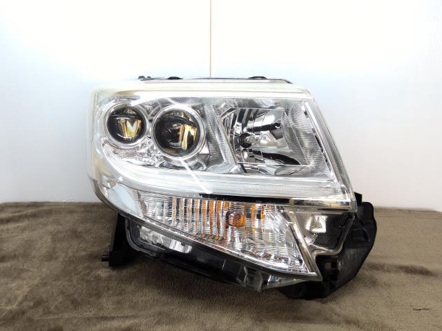 【中古】中古部品 タント LA600S 右ﾍｯﾄﾞﾗﾝﾌﾟ 【3310550000-260319001310800】