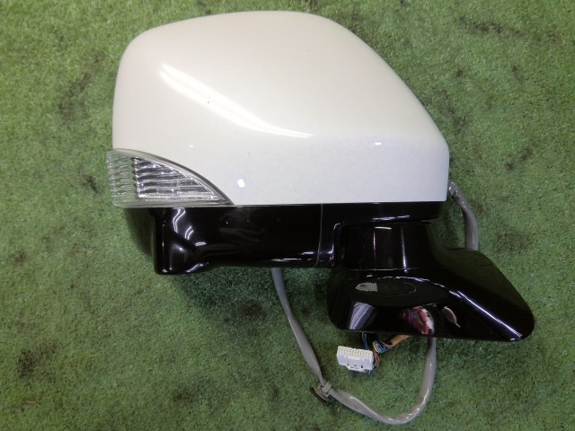 【中古】中古部品 エルグランド TE52 右ｻｲﾄﾞﾐﾗｰ 【3260070000-260403000213500】