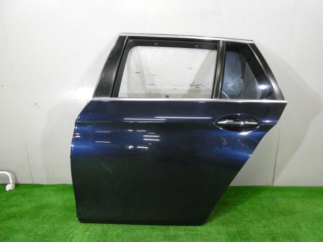 【中古】中古部品 BMW 5シリーズ MT25 左ﾘｱﾄﾞｱ 【3260250000-000026033413400】
