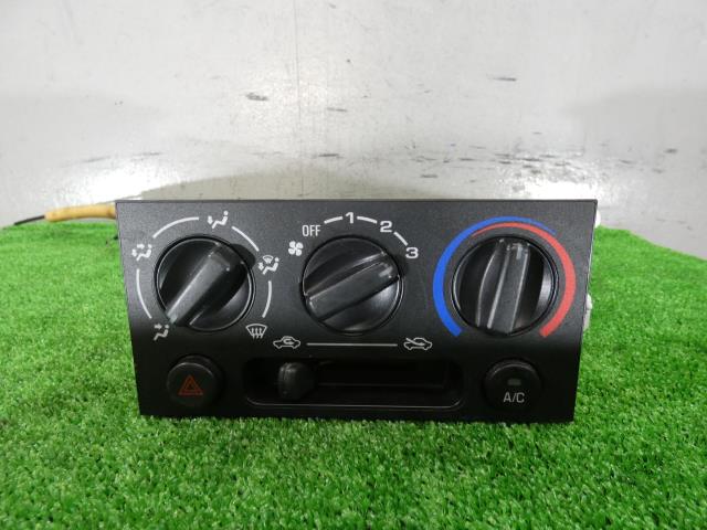 【中古】中古部品 ネイキッド L750S A/Cｽｲｯﾁﾊﾟﾈﾙ 【3260250000-000026044060900】