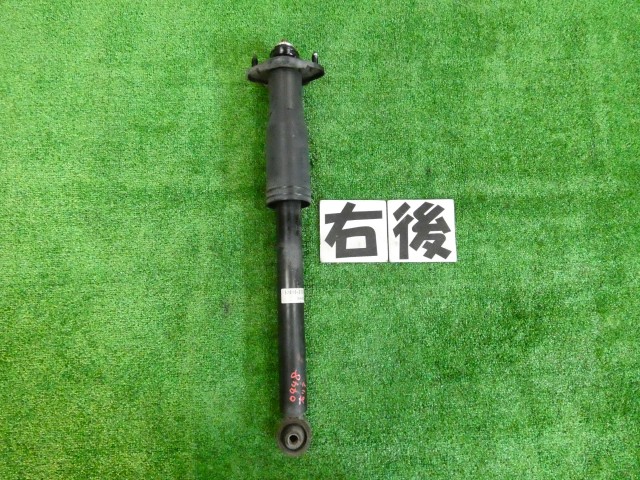 【中古】中古部品 ステップワゴン RF7 右ﾘｱｼｮｯｸｱﾌﾞｿｰﾊﾞｰ 【3260250000-000026044850700】
