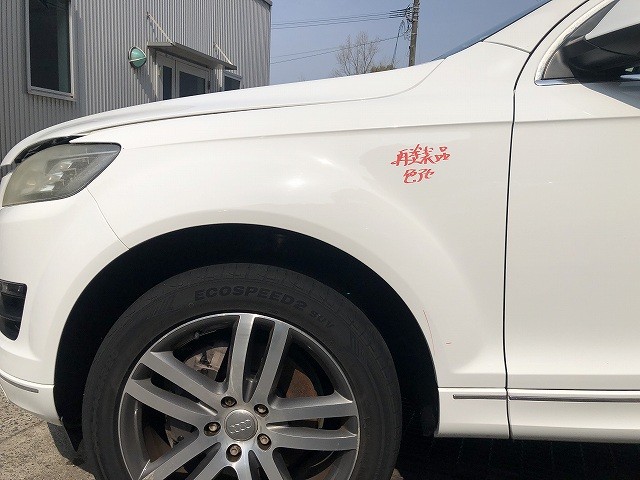 【中古】中古部品 アウディ Q7 4LCJTS 左ﾌﾛﾝﾄﾌｪﾝﾀﾞｰ 【3310070100-0000Y0779110700】