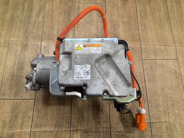 【中古】中古部品 アイミーブ HA3W A/Cｺﾝﾌﾟﾚｯｻｰ 【3310390100-260303000260700】