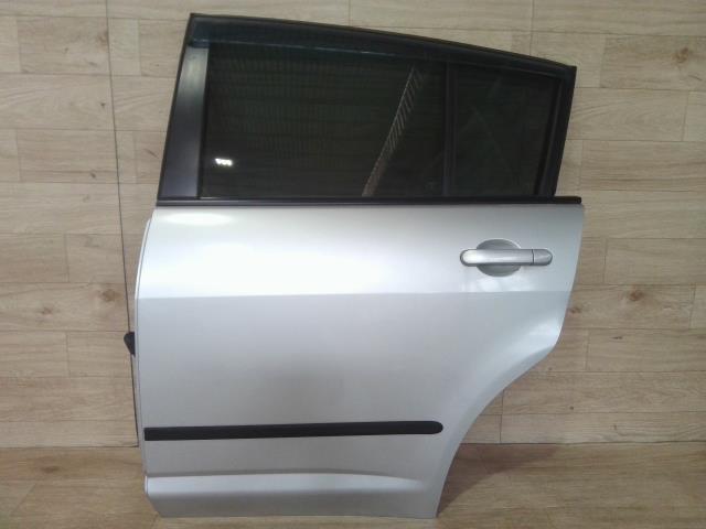 【中古】中古部品 ティーダ C11 左ﾘｱﾄﾞｱ 【3310390100-260401000113400】｜e-cleマート 19,455円