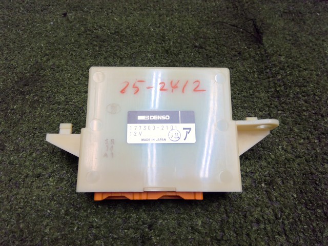 【中古】中古部品 スプリンターカリブ AE115G A/Cｺﾝﾋﾟｭｰﾀｰ 【3330200100-252412000063900】｜e-cleマート