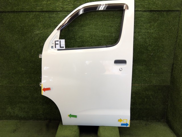 【中古】中古部品 ライトエース S402M 左ﾌﾛﾝﾄﾄﾞｱ 【3330200100-252342000013200】