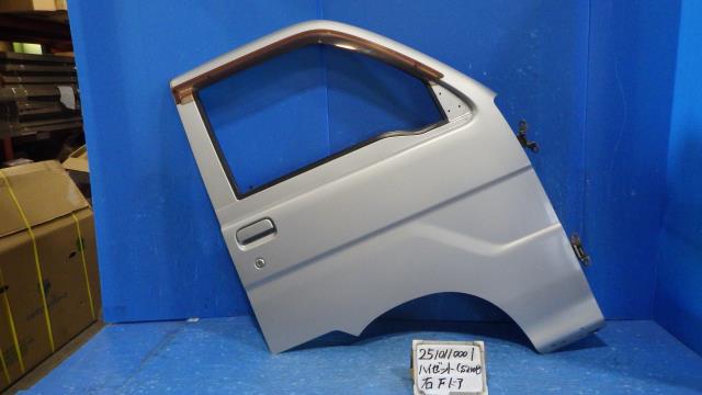 【中古】中古部品 ハイゼット S210P 右フロントドア 【3330340100-251011000113100】|e-cleマート