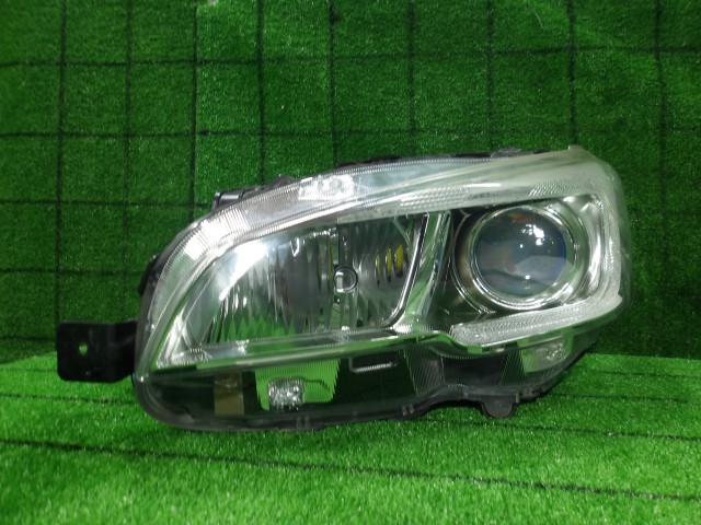 【中古】中古部品 レヴォーグ VM4 左ﾍｯﾄﾞﾗﾝﾌﾟ 【3330420100-260330000310900】