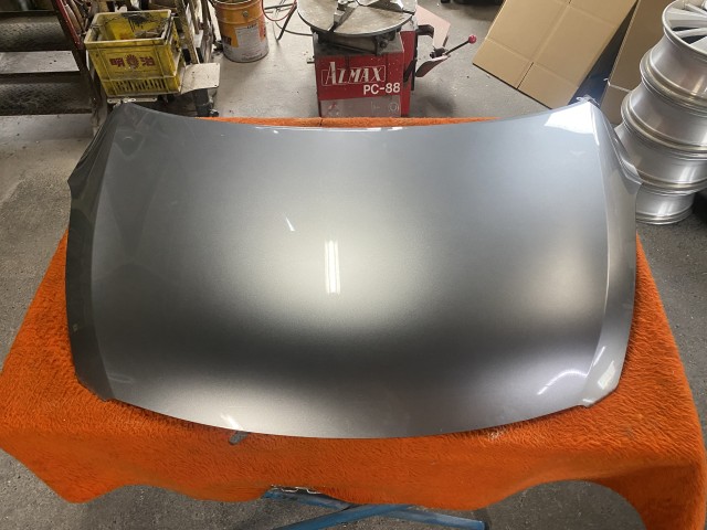 【中古】中古部品 スイフト ZC32S ﾎﾞﾝﾈｯﾄﾌｰﾄﾞ 【3330580100-000263003410500】
