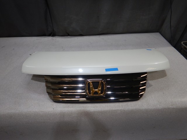【中古】中古部品 Ｎ－ＢＯＸ JF1 ﾎﾞﾝﾈｯﾄﾌｰﾄﾞ 【3330810100-260404000310500】