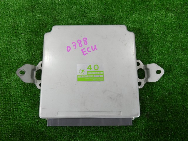 【中古】中古部品 レガシィ BE5 ｴﾝｼﾞﾝｺﾝﾋﾟｭｰﾀｰ 【3260250000-000026038863100】