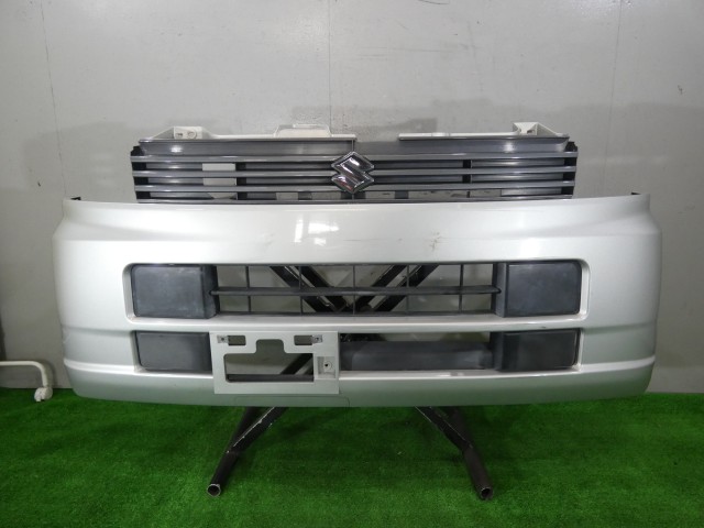【中古】中古部品 エブリィ DA64W フロントバンパー 【3260250000-000026041910100】
