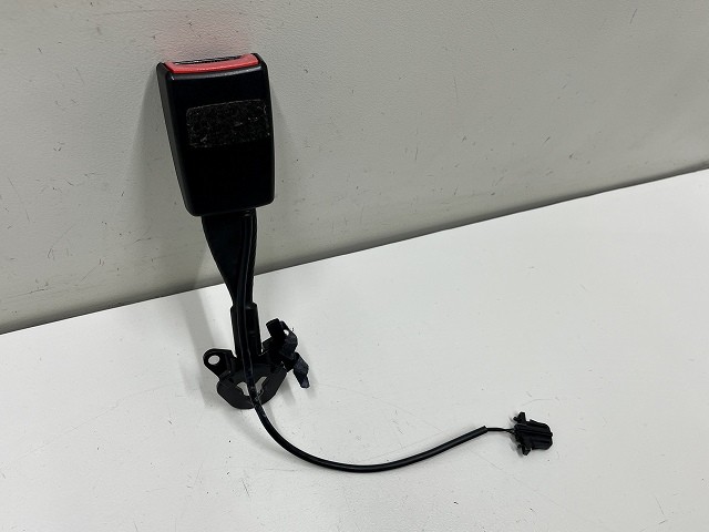 【中古】中古部品 アウディ Q7 4LCJTS シートベルト 【3310070100-0000Y0779177150】