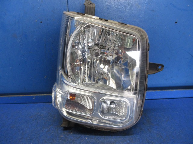 【中古】中古部品 エブリィ DA17V 右ﾍｯﾄﾞﾗﾝﾌﾟ 【3310270100-000015291810800】