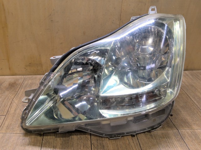 【中古】中古部品 クラウン GRS180 左ﾍｯﾄﾞﾗﾝﾌﾟ 【3310390100-260210001310900】