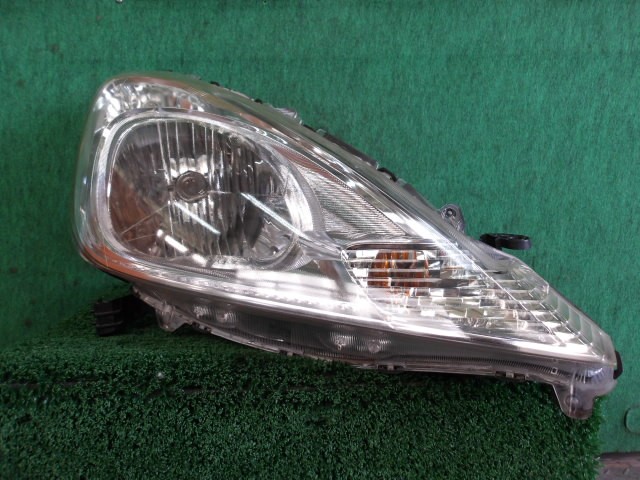 【中古】中古部品 フィット GP1 右ﾍｯﾄﾞﾗﾝﾌﾟ 【3310420000-000002417110800】