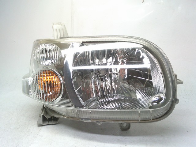 【中古】中古部品 タント L375S 右ﾍｯﾄﾞﾗﾝﾌﾟ 【3330990500-260407000410800】