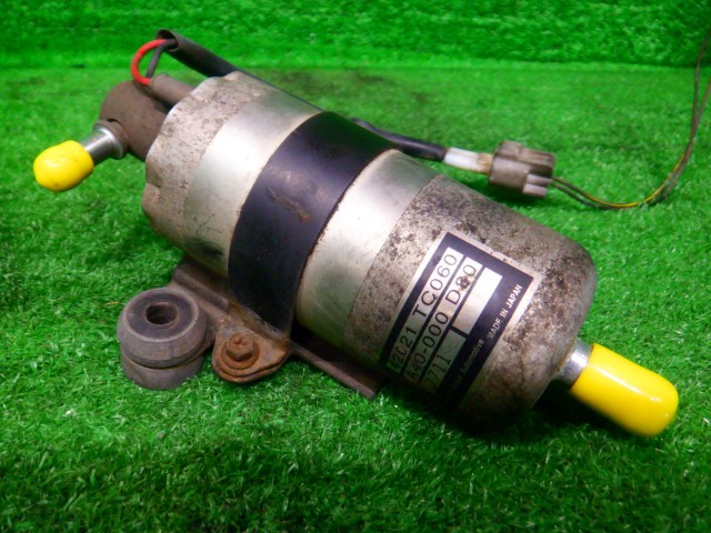 【中古】中古部品 サンバー TV2 ﾌｭｰｴﾙﾎﾟﾝﾌﾟ 【3340140100-000026064020600】