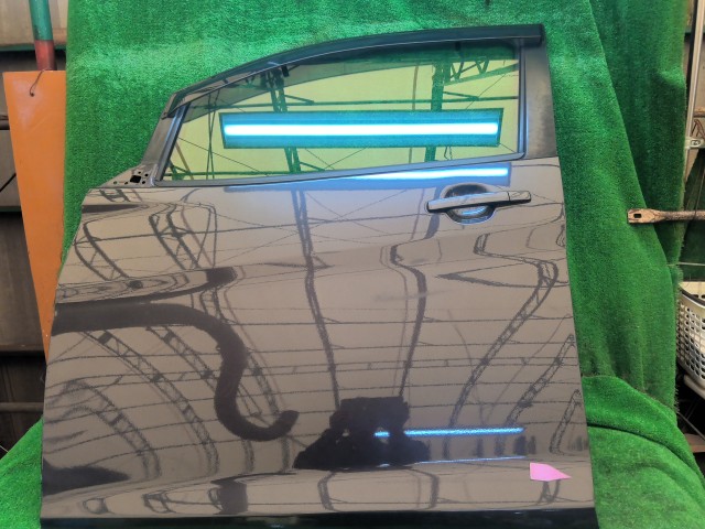 【中古】中古部品 デイズ B21W 左ﾌﾛﾝﾄﾄﾞｱ 【3260240000-260407000413200】