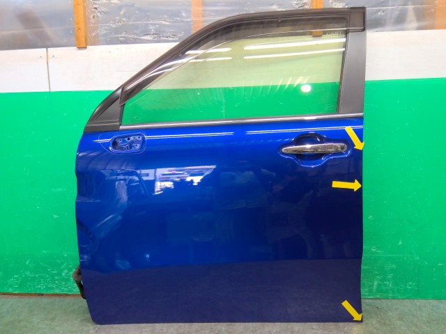 【中古】中古部品 キャスト LA250S 左フロントドア 【3260310000-260408000113200】