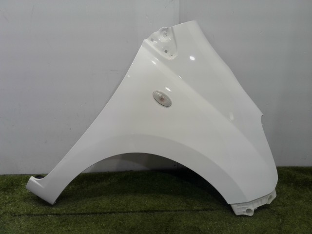 【中古】中古部品 アルト HA25V 右ﾌﾛﾝﾄﾌｪﾝﾀﾞｰ 【3310090100-202604023610600】