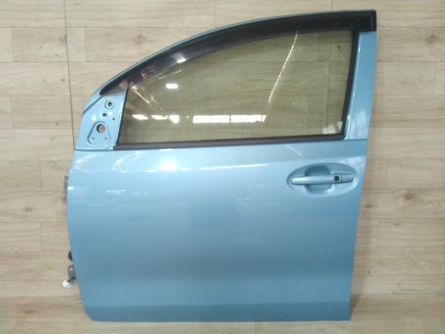 【中古】中古部品 パッソ KGC30 左ﾌﾛﾝﾄﾄﾞｱ 【3310390100-260128002213200】