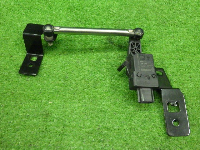 【中古】中古部品 セレナ NC28 ﾊｲﾄｺﾝﾄﾛｰﾙｾﾝｻｰ 【3330250100-000000927861460】