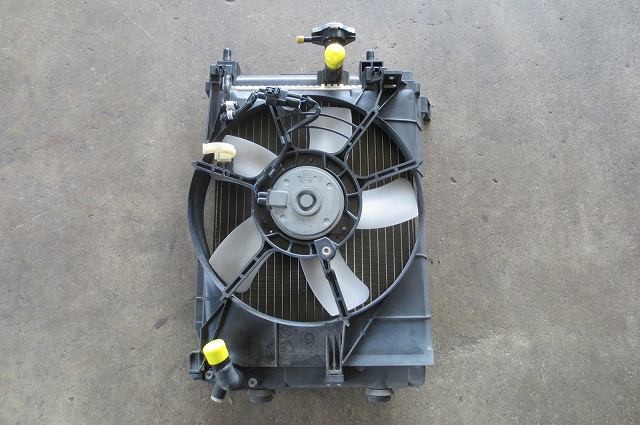 【中古】中古部品 ムーヴ LA100S ﾗｼﾞｴｰﾀ 【3340180100-260408000120400】