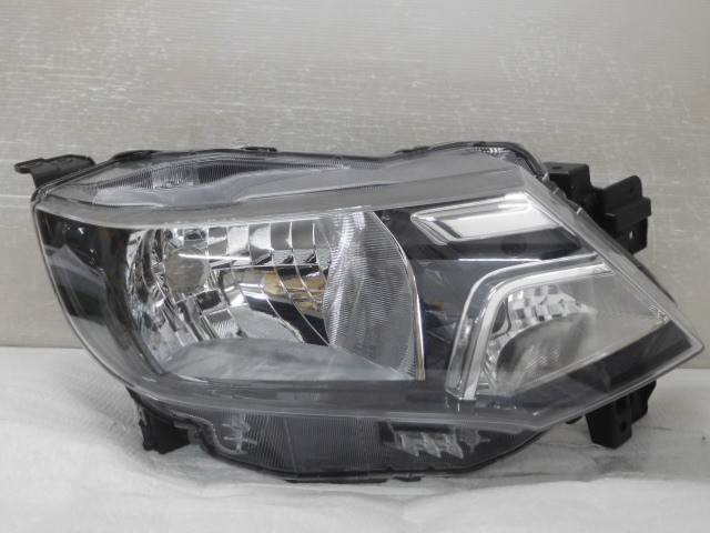 【中古】中古部品 ソリオ MA37S 右ﾍｯﾄﾞﾗﾝﾌﾟ 【3380050000-000038215110800】