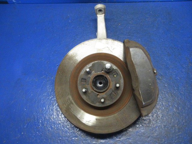 【中古】中古部品 クラウン GRS204 左ﾌﾛﾝﾄﾅｯｸﾙﾊﾌﾞ 【3310270100-000015284544340】