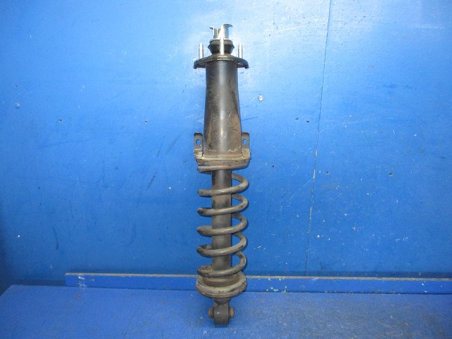 【中古】中古部品 クラウン GRS204 右ﾘｱｼｮｯｸｱﾌﾞｿｰﾊﾞｰ 【3310270100-000015284550700】