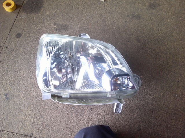 【中古】中古部品 ミラ L250V 右ﾍｯﾄﾞﾗﾝﾌﾟ 【3310410000-000263011910800】