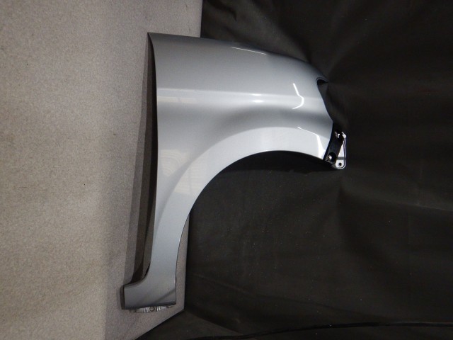 【中古】中古部品 タント L375S 右ﾌﾛﾝﾄﾌｪﾝﾀﾞｰ 【3330810100-260408000110600】