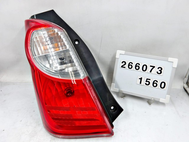 【中古】中古部品 アルト HA25V 左ﾃｰﾙﾗﾝﾌﾟ 【3330890100-000026607315600】