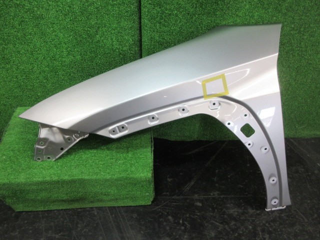 【中古】中古部品 レクサス UX MZAA10 左フロントフェンダー 【3380010000-260409500110700】|e-cleマート